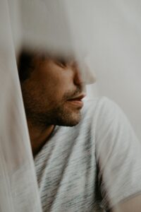 エイジングケアに効果的なシミ予防の方法とは？