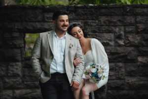 女性ホルモンの減少が引き起こす薄毛やシミの対策は？