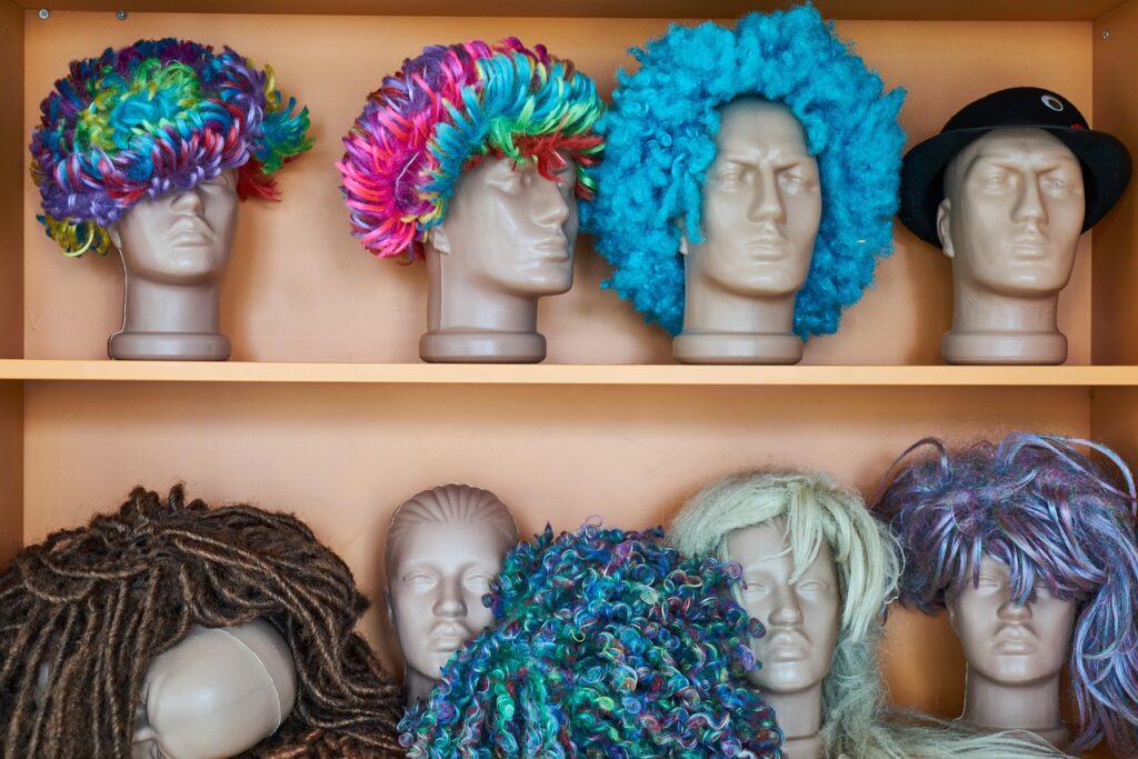 薄毛に悩む40代におすすめの自然なウィッグは？