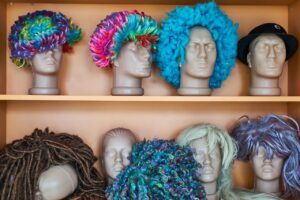 薄毛に悩む40代におすすめの自然なウィッグは？